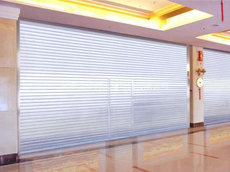 鋼質複合型（帶可疏散門）防火防煙